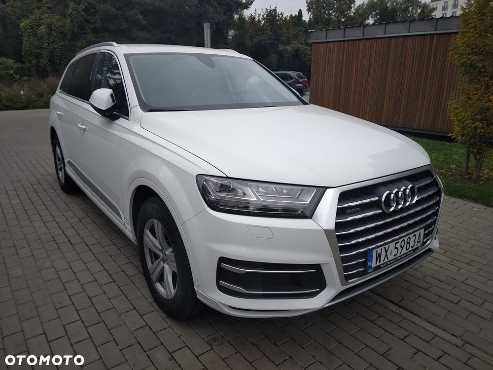 Audi Q7 - 1