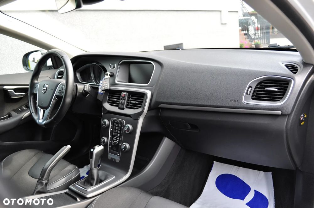 Volvo V40 D2 Momentum - 15