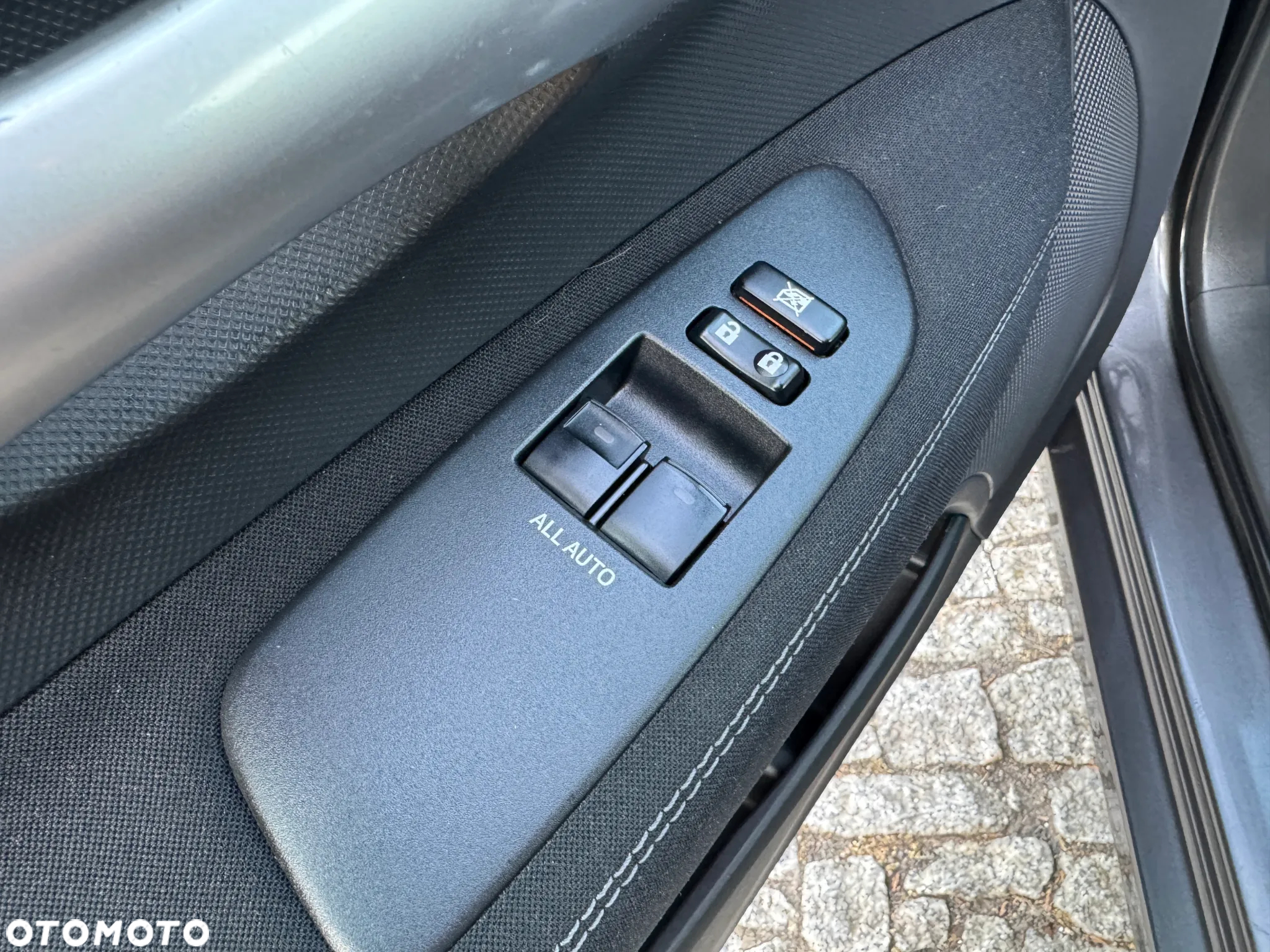Toyota Auris 1.6 Premium - 30