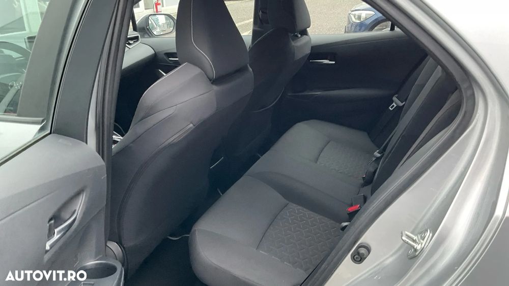 Toyota Corolla 1.8 HSD Dynamic - 34