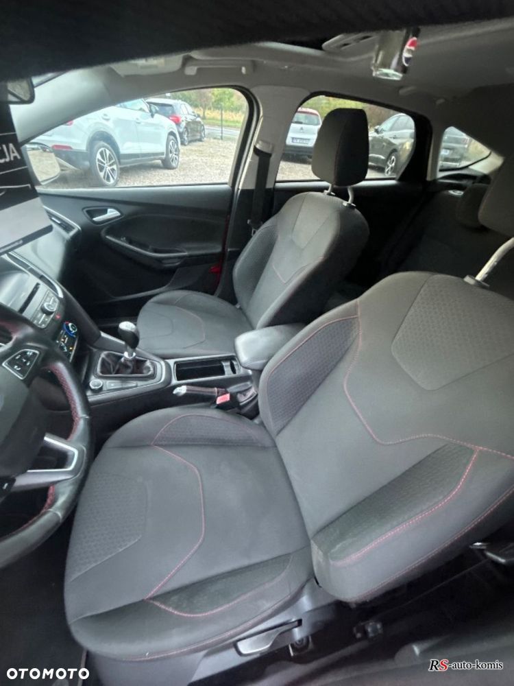 Ford Focus - 29