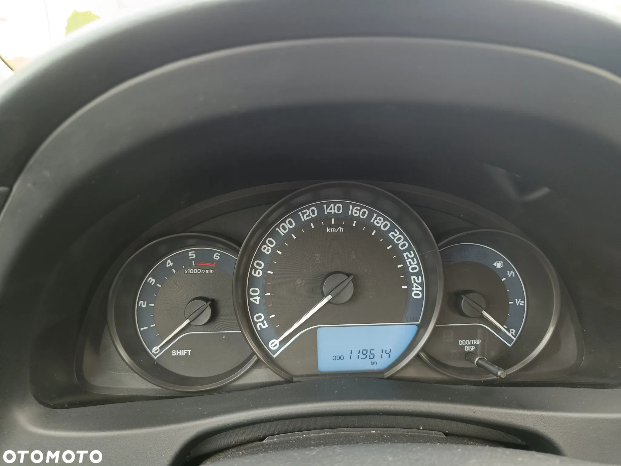 Toyota Auris 1.4 D-4D Active - 5