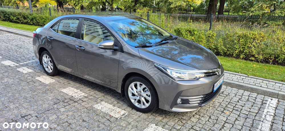 Toyota Corolla 1.6 Premium EU6 - 23