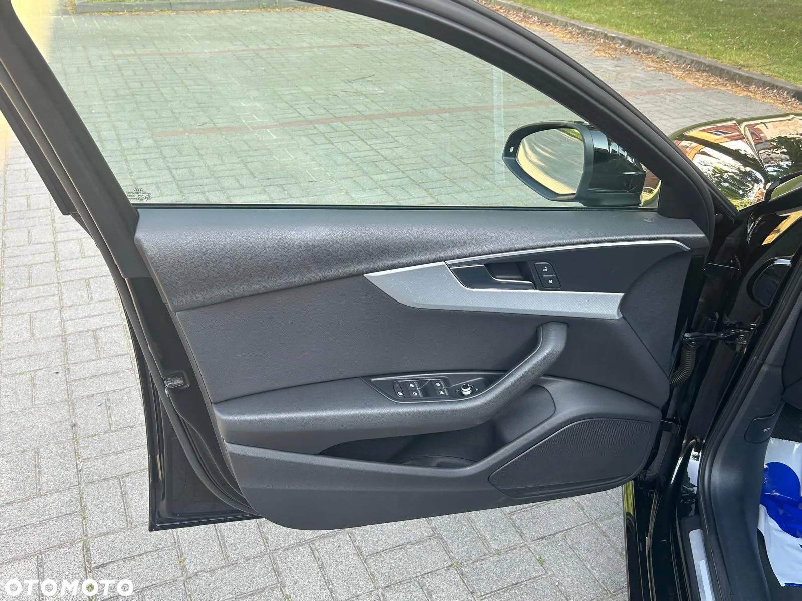 Audi A4 Avant 40 TFSI S tronic S line - 19