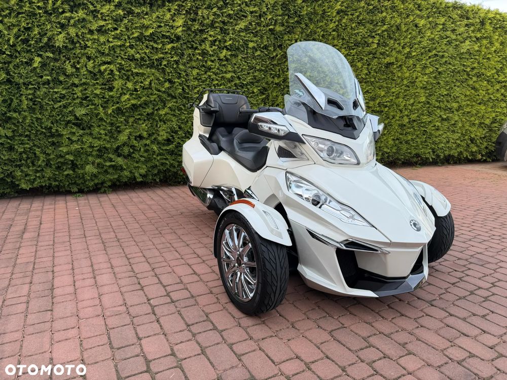 Can-Am Spyder - 3