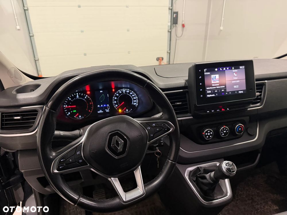 Renault Trafic - 8