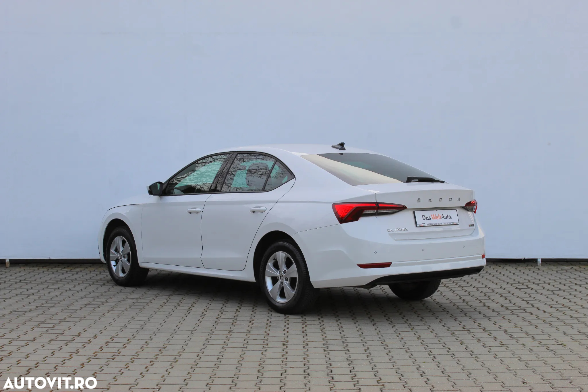 Skoda Octavia 1.5 TSI DSG MHEV Ambition - 3