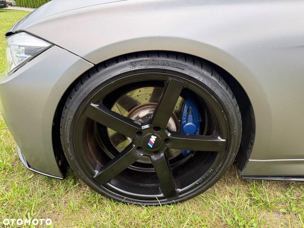 BMW Seria 3 340i xDrive M Sport - 34