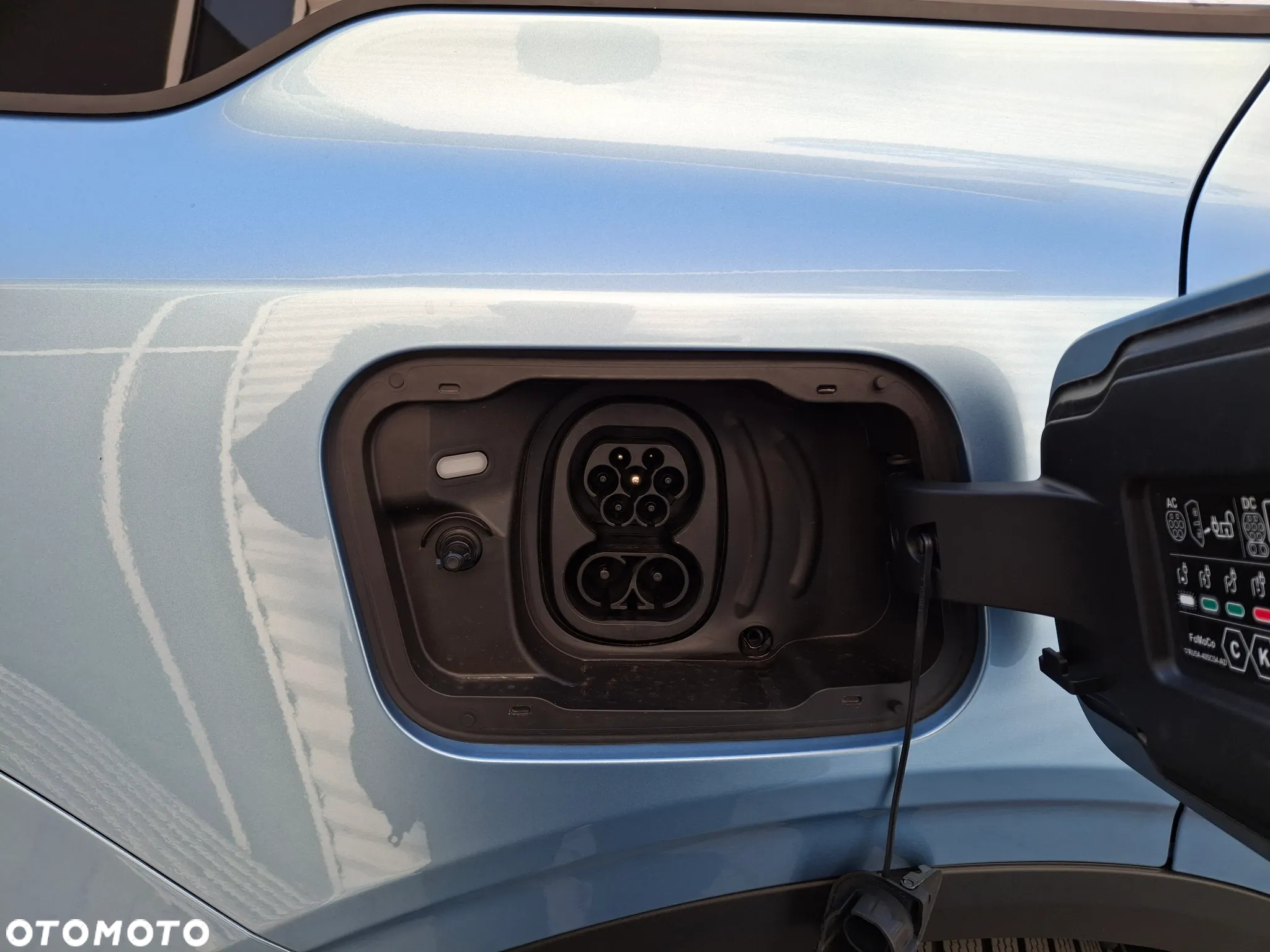 Ford Explorer 77kWh RWD - 17