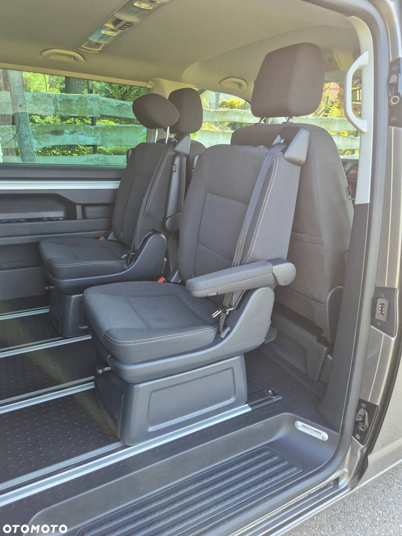 Volkswagen Multivan 2.0 TDI L1 Comfortline DSG - 13