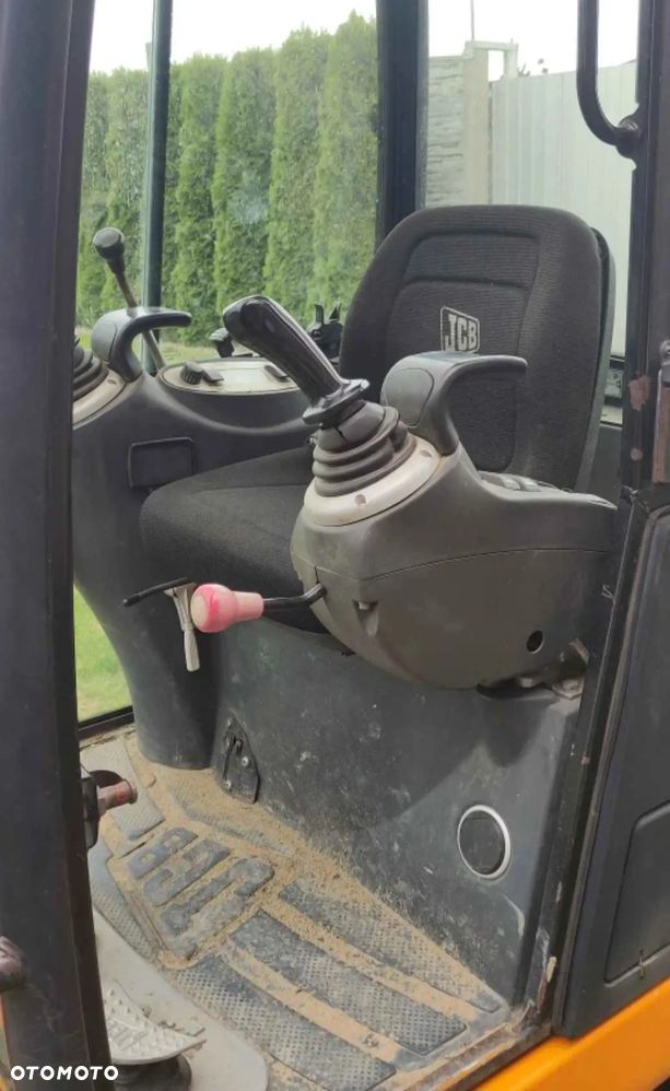JCB 8016 - 6