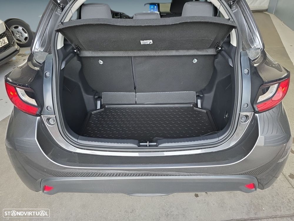 Toyota Yaris 1.5 HDF Comfort Plus - 19