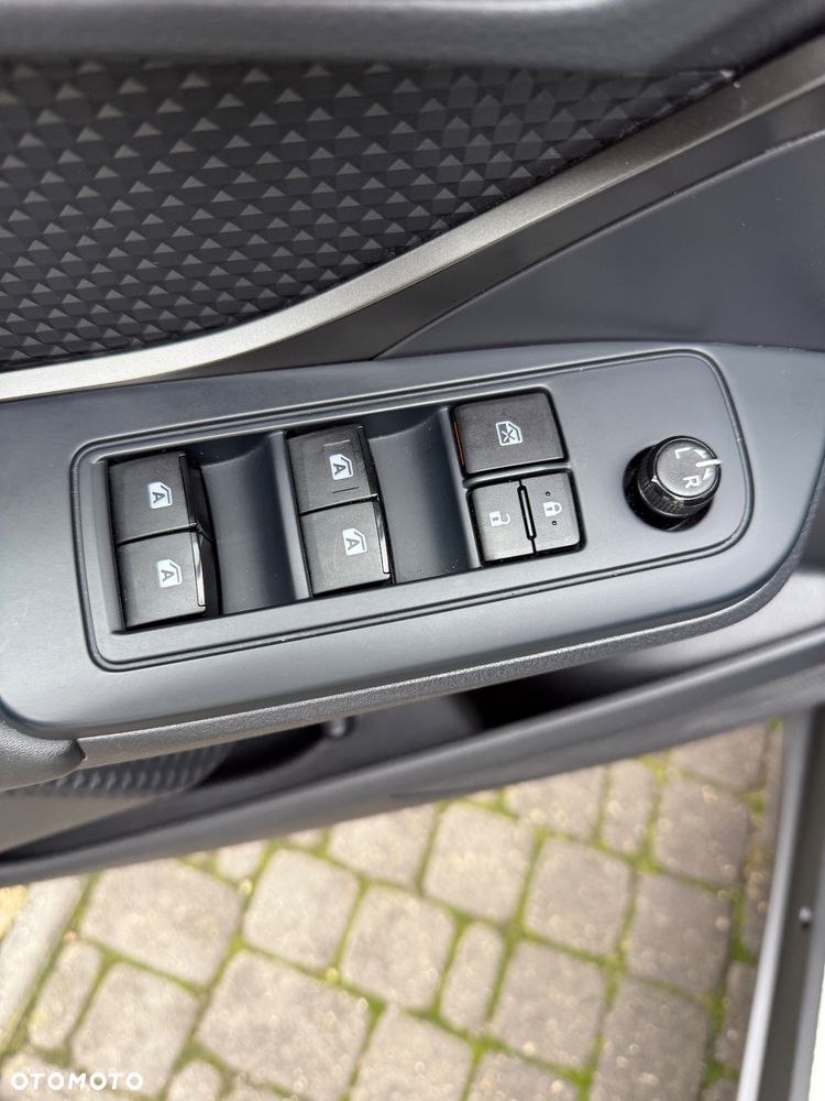 Toyota C-HR 1.2 T Premium - 6