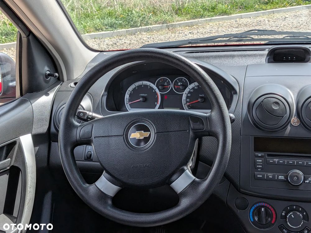 Chevrolet Aveo 1.2 16V Base+ - 8