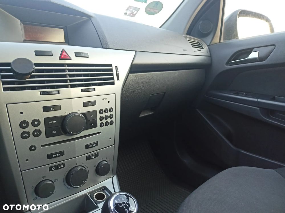 Opel Astra - 11
