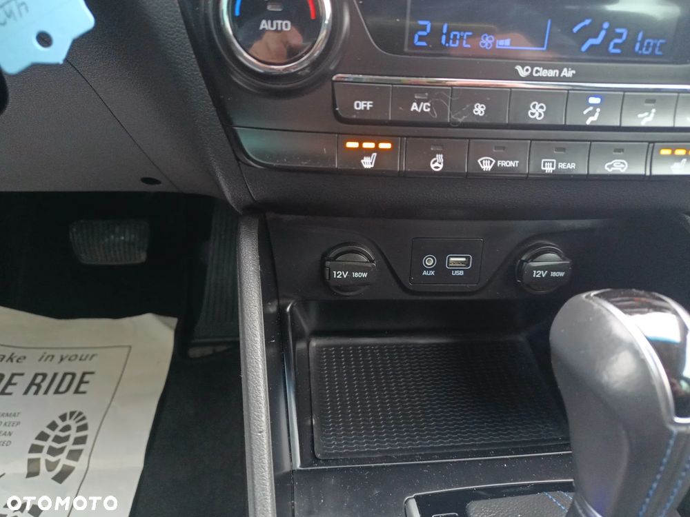 Hyundai Tucson blue 1.7 CRDi 2WD DCT Premium - 22