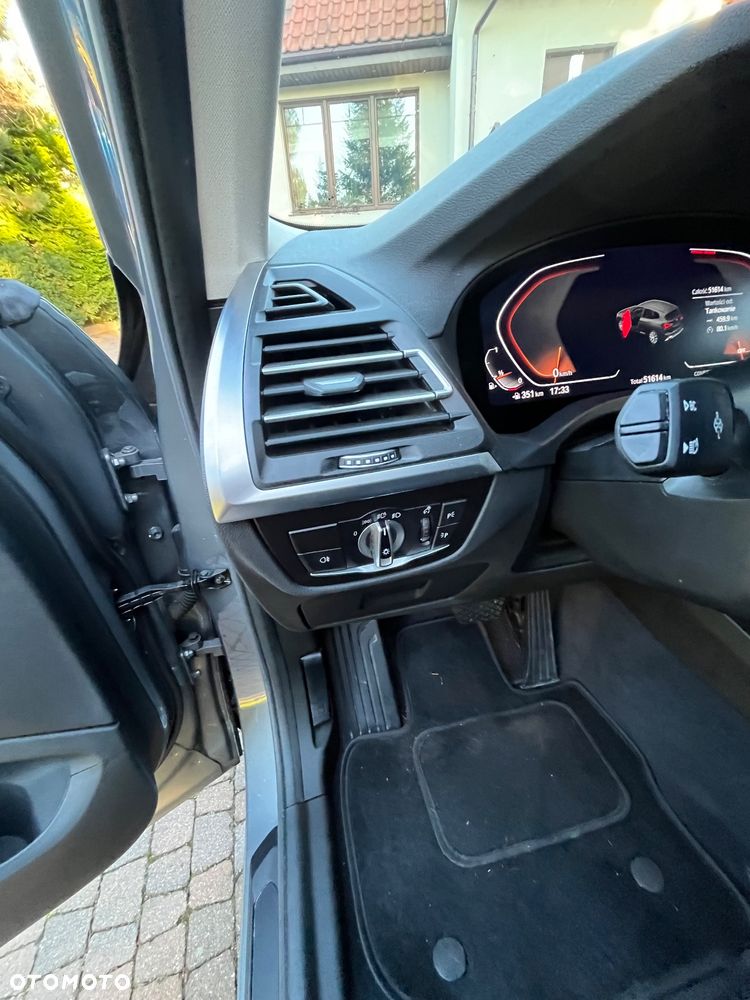 BMW X3 xDrive20i mHEV - 10