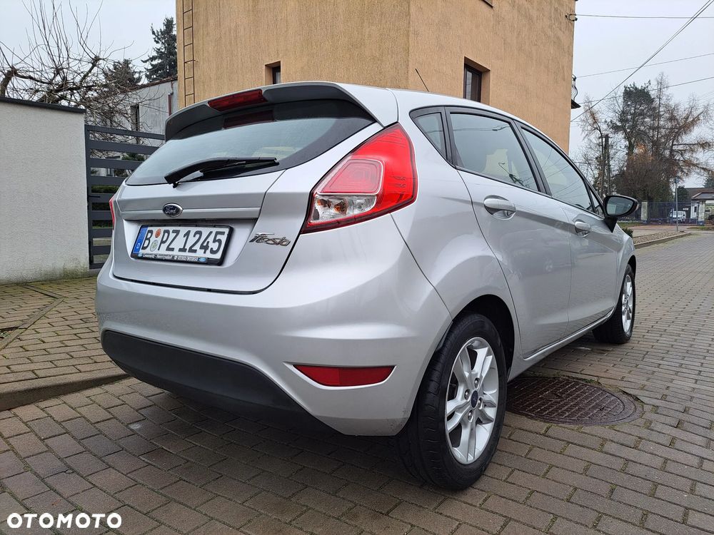 Ford Fiesta 1.25 Titanium EU5 - 14