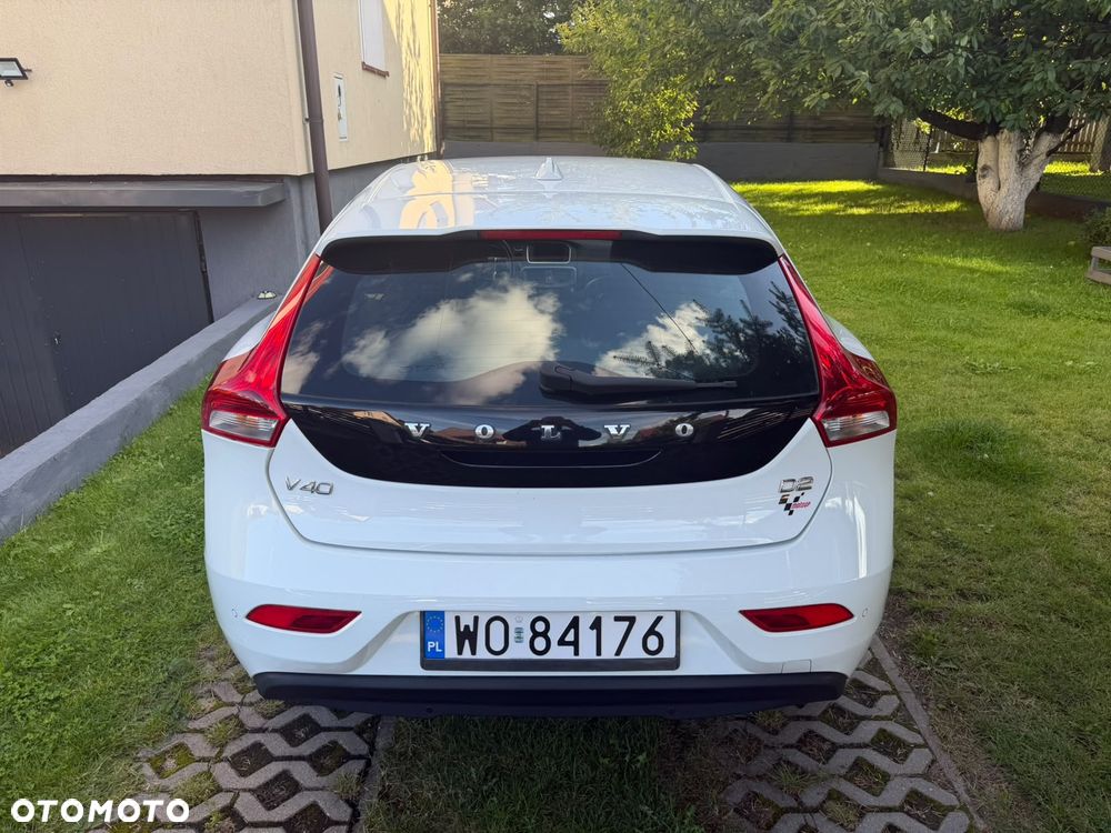 Volvo V40 D2 - 7