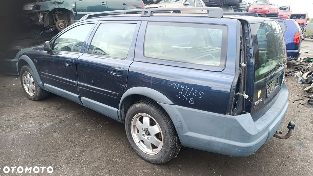35514 Volvo XC70 I cross country 4x4 2.5 turbo 209 km na części lakier 417-26 - 14