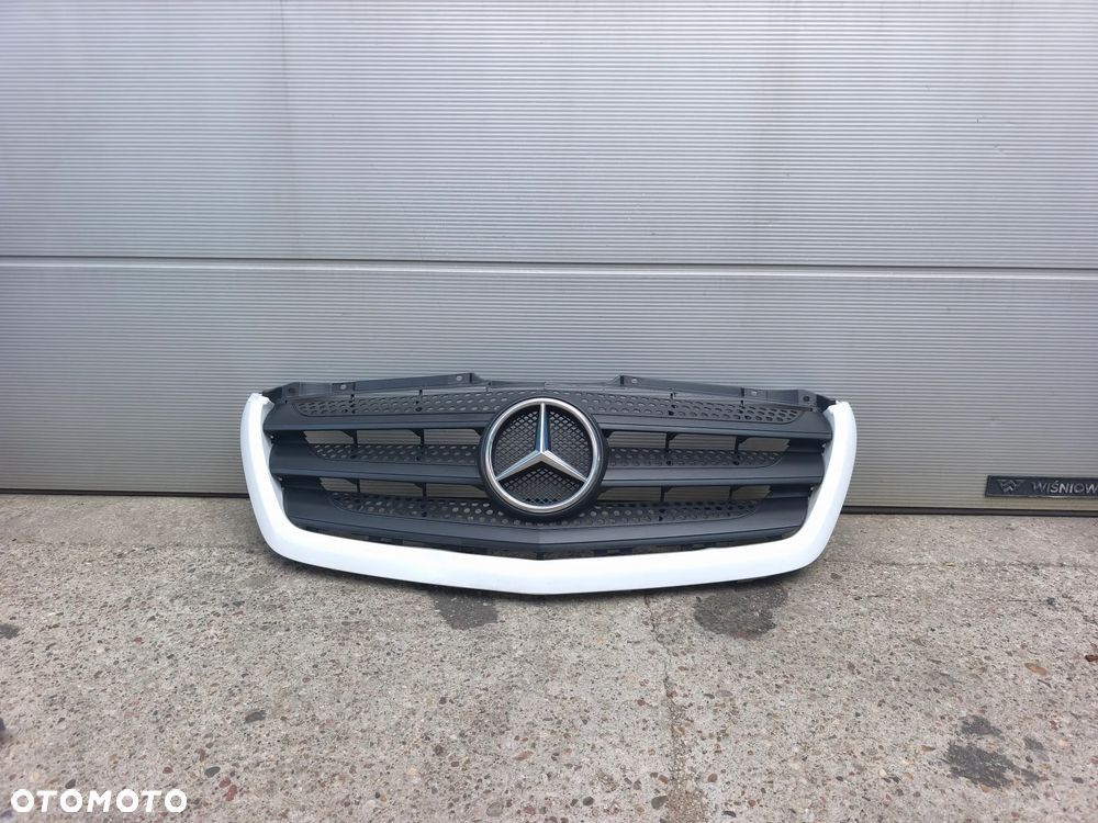 Atrapa grill Zderzaka Mercedes Sprinter w906 Lift biała 14-18r - 1