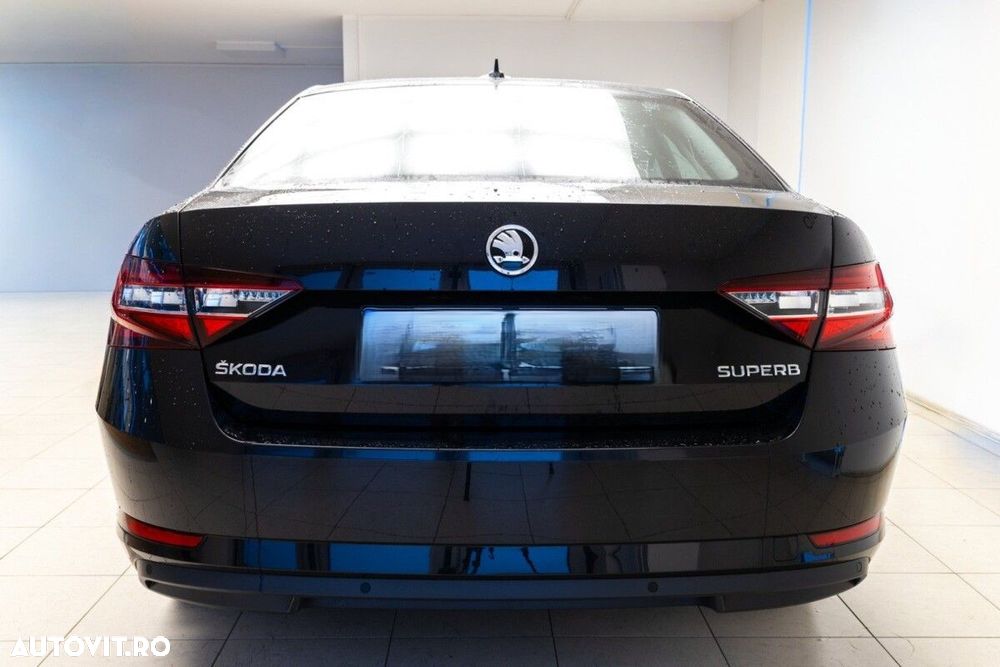 Skoda Superb 1.5 TSI ACT DSG Ambition - 4