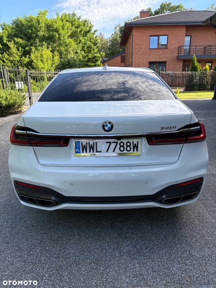 BMW Seria 7 740Li - 7