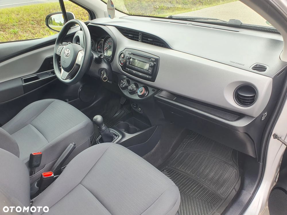 Toyota Yaris 1.0 Active - 12
