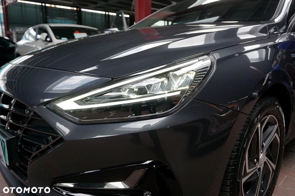 Hyundai i30 1.5 T-GDI Fastback 48V-Hybrid DCT Prime - 36