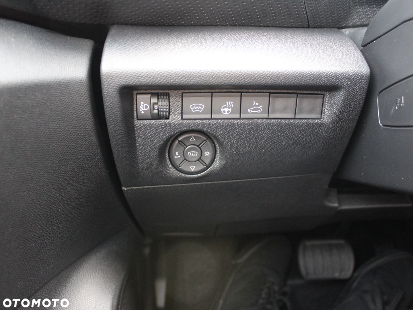 Citroën C4X - 11