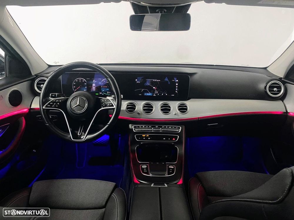 Mercedes-Benz E 300 de Exclusive Line 4Matic - 13