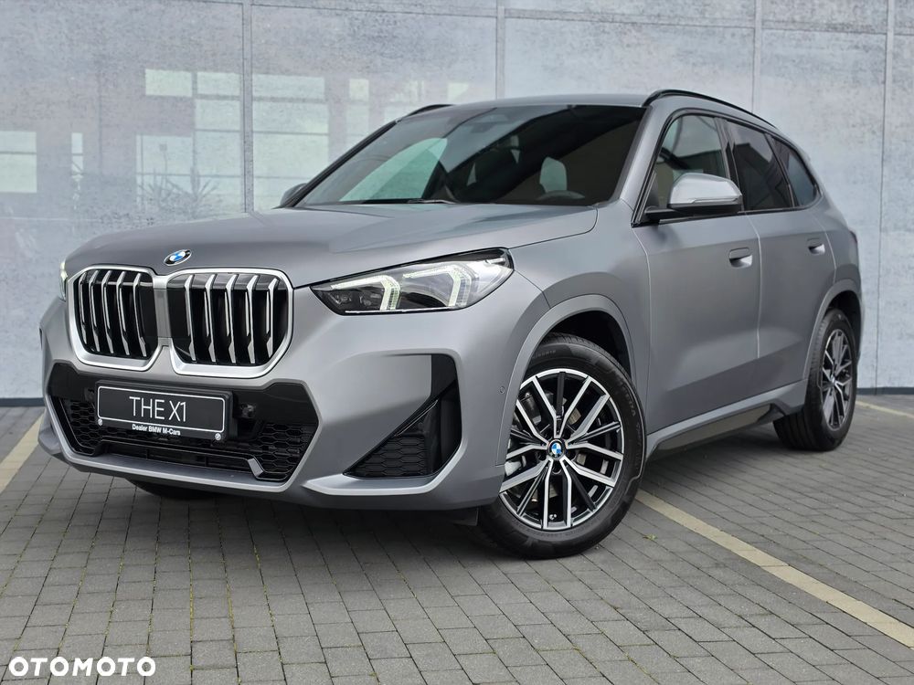 BMW X1 sDrive20i mHEV - 11
