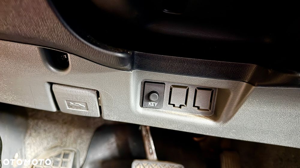 Toyota Prius 1.5 VVT-i Sol - 40