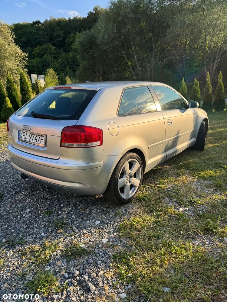 Audi A3 3-drzwiowe 1.6 Attraction - 3