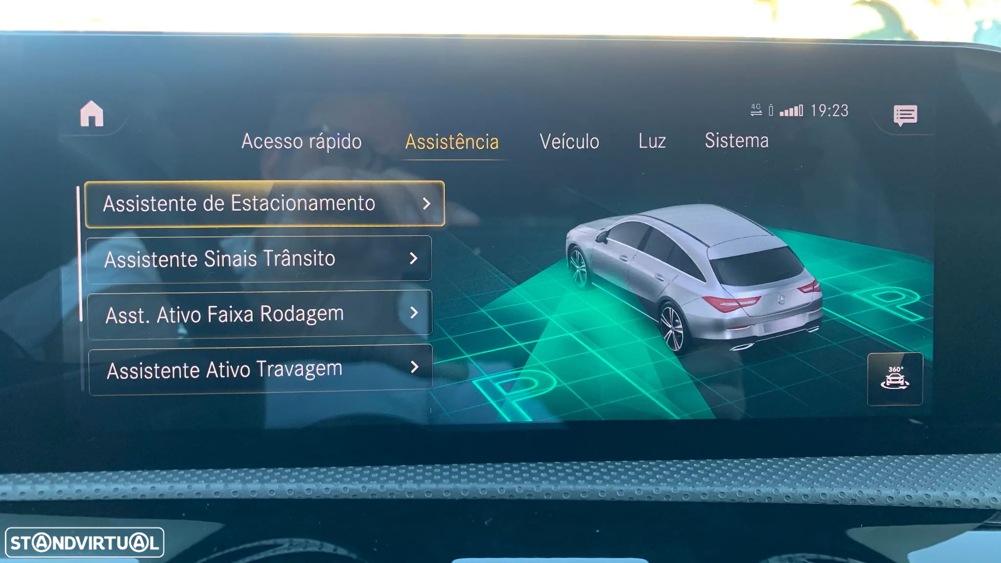 Mercedes-Benz CLA 250 e Shooting Brake AMG Line - 9