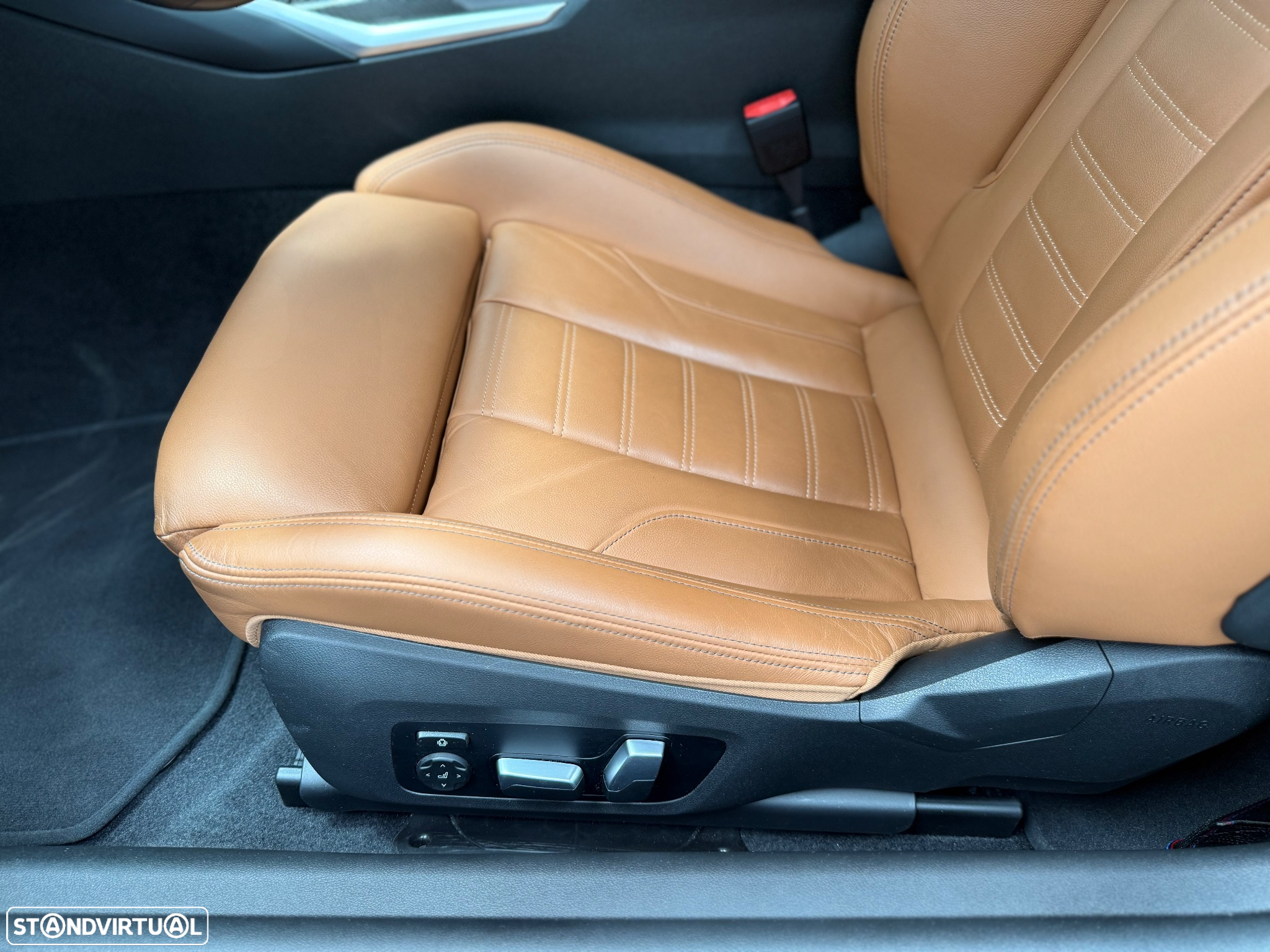 BMW M2 Auto - 25