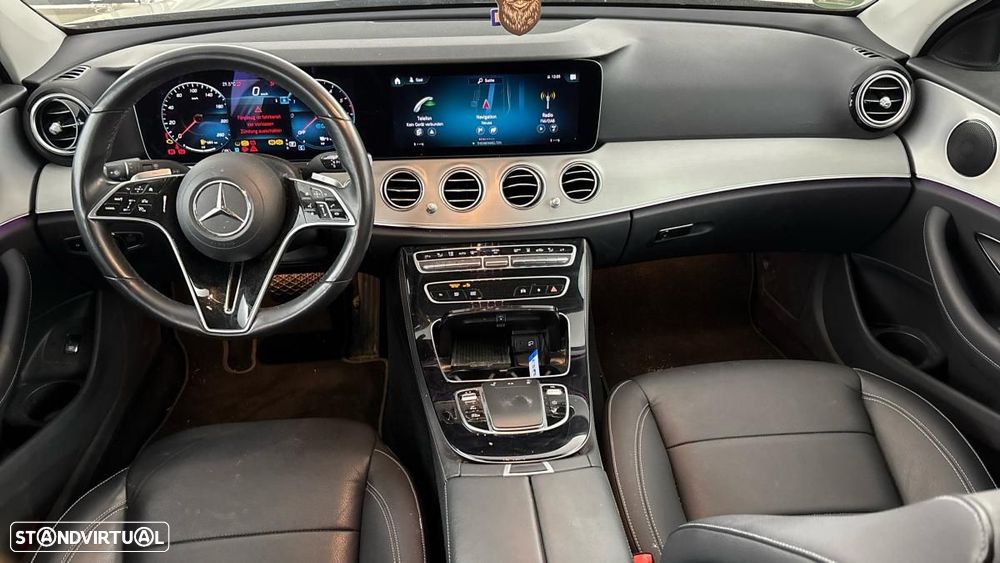 Mercedes-Benz E 300 de 4Matic 9G-TRONIC Avantgarde - 4