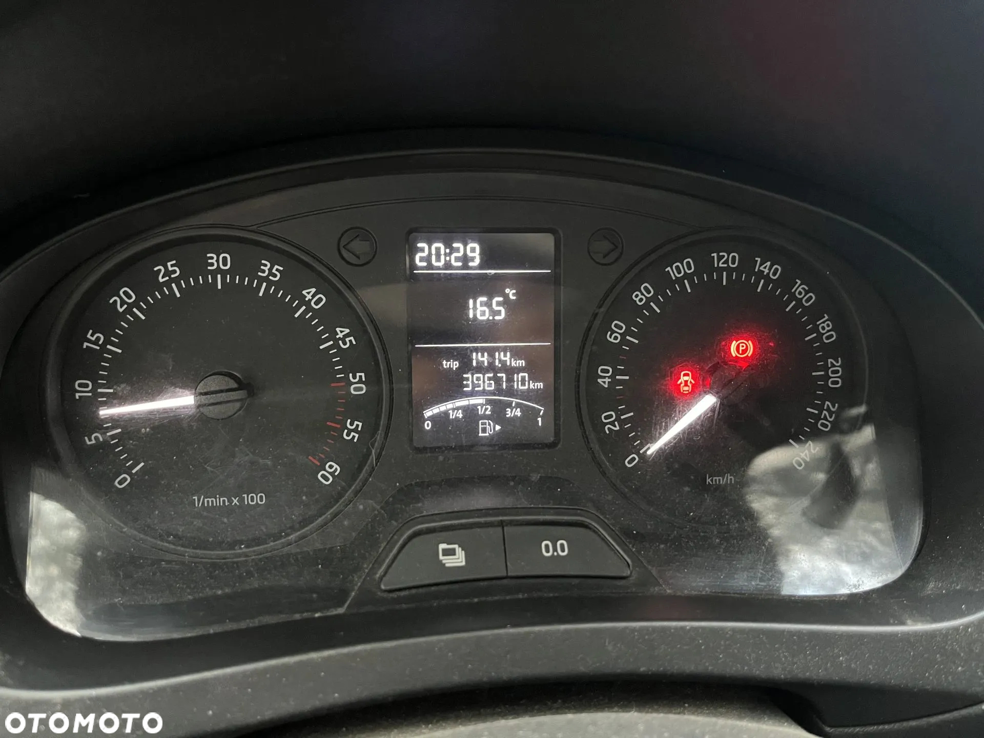 Skoda RAPID - 9