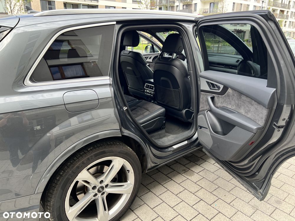 Audi Q7 50 TDI mHEV Quattro S Line Tiptr - 27