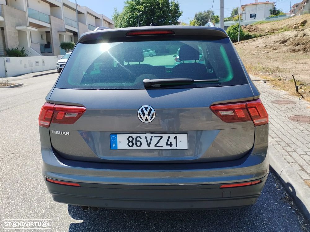 VW Tiguan 2.0 TDI Confortline - 3