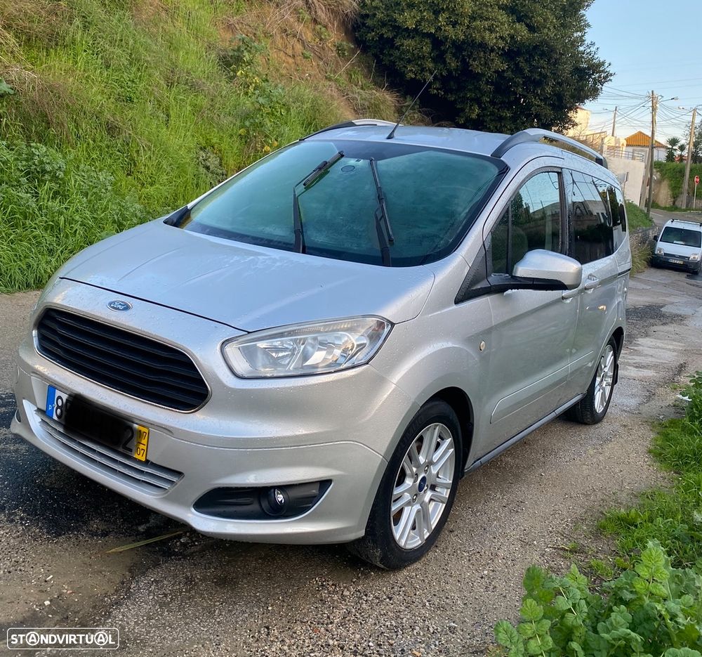 Ford Tourneo Courier - 1