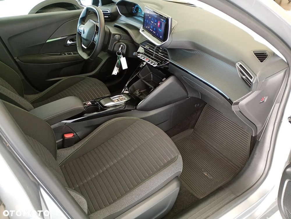 Peugeot 208 50kWh Active - 19