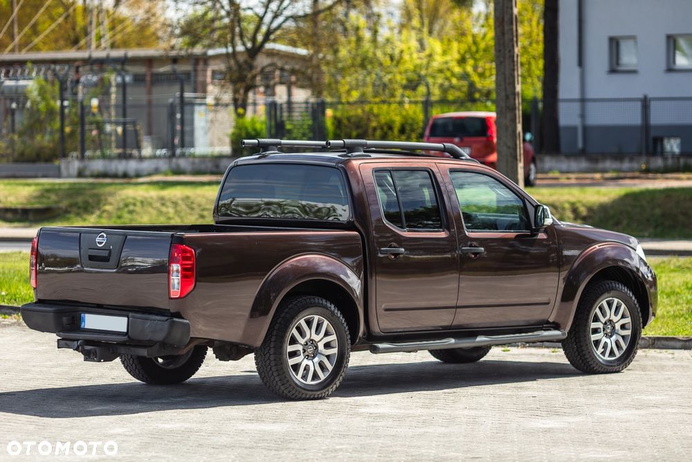 Nissan Navara 3.0 D V6 Platinum Long EU5 - 17