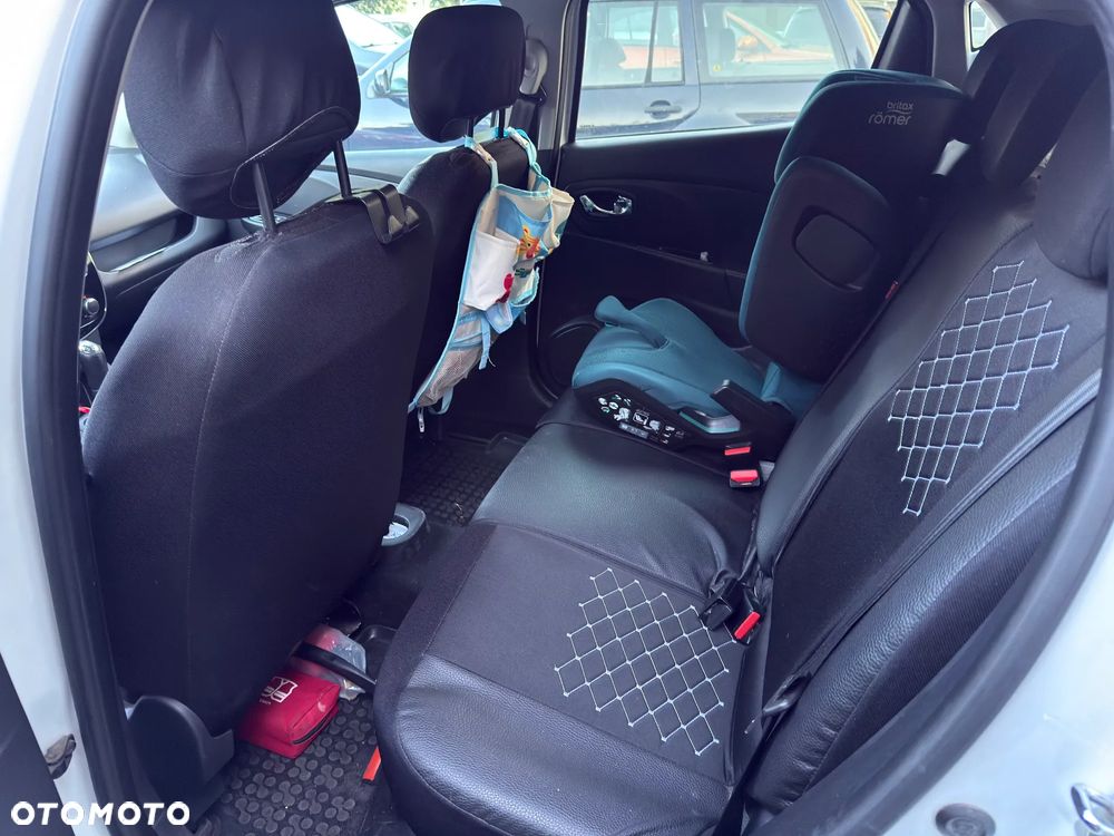 Renault Clio 1.2 16V Zen - 17