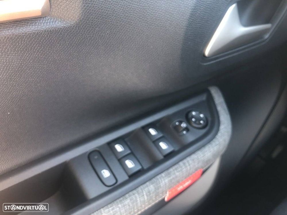 Citroën C3 Aircross 1.2 PureTech Plus - 18