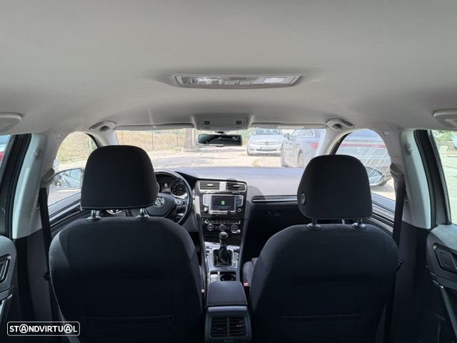 VW Golf Variant 1.6 TDi Highline - 27