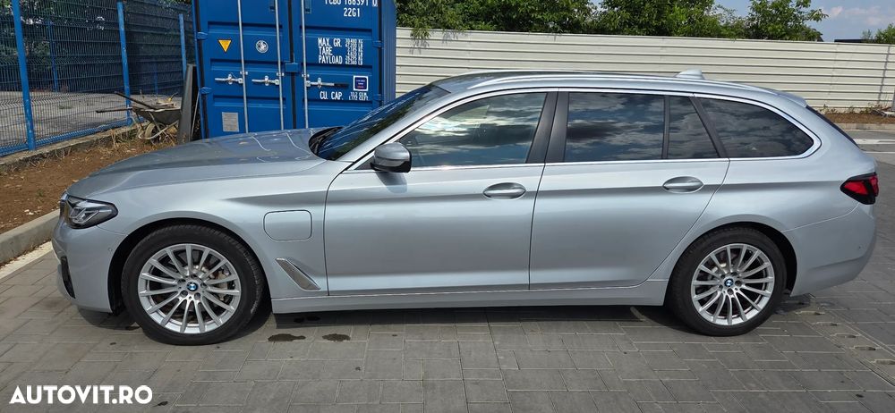 BMW Seria 5 530e xDrive AT PHEV - 3