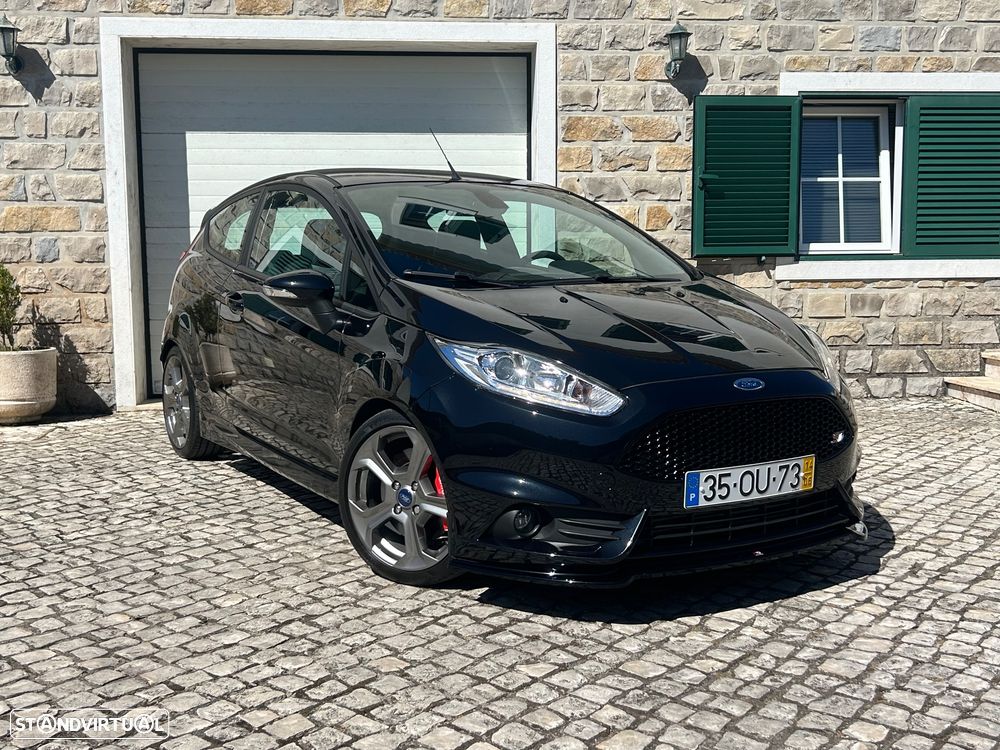 Ford Fiesta 1.6 T ST — fotografia 2