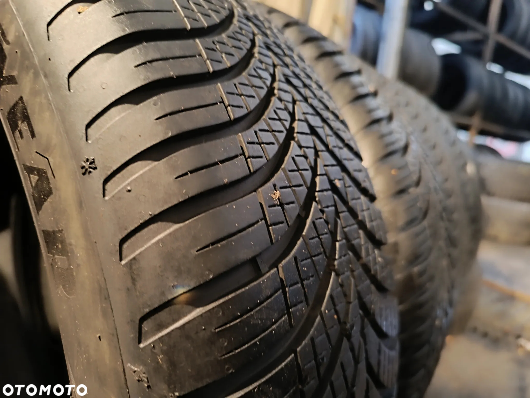 ŚLĄSK 4 x CAŁOROCZNE 225/60R17 103V GOODYEAR VECTOR 4 SEASONS G3 SUV KOMPLET - 2