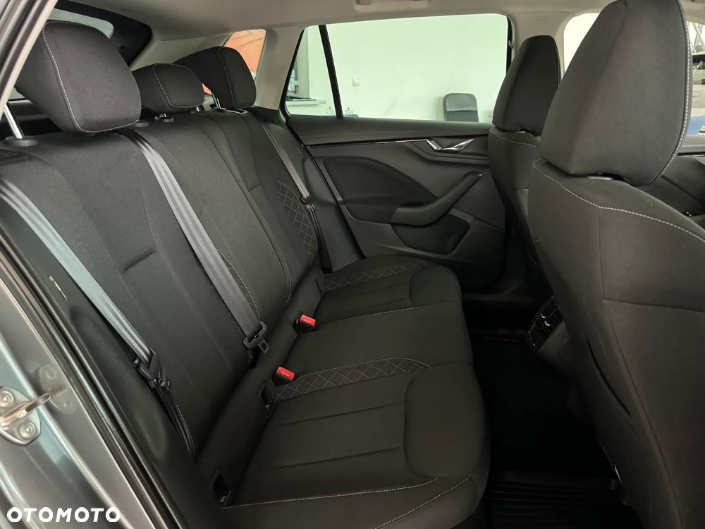 Skoda Kamiq 1.0 TSI Ambition - 19